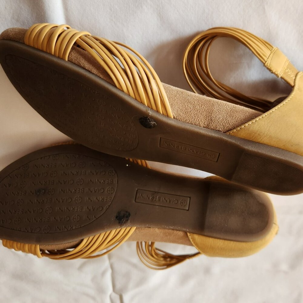 Giani Bernini sandals sz 6 M yellow gently worn - Picture 2 of 6